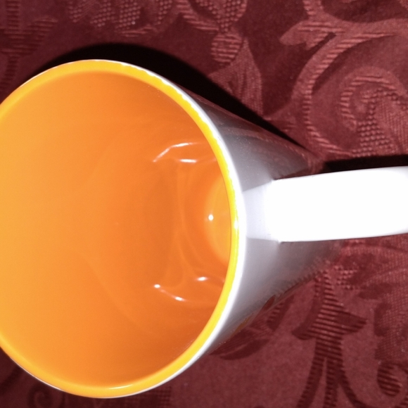 ❌Sold❌ F*R*I*E*N*D*S 🍁 Fall is Best with Friends 🍁 Mug // NEW - Picture 3 of 3